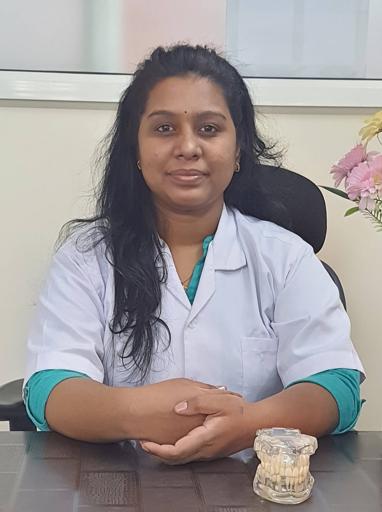 Best dentist in Kothrud, Dr. Komal Adsool